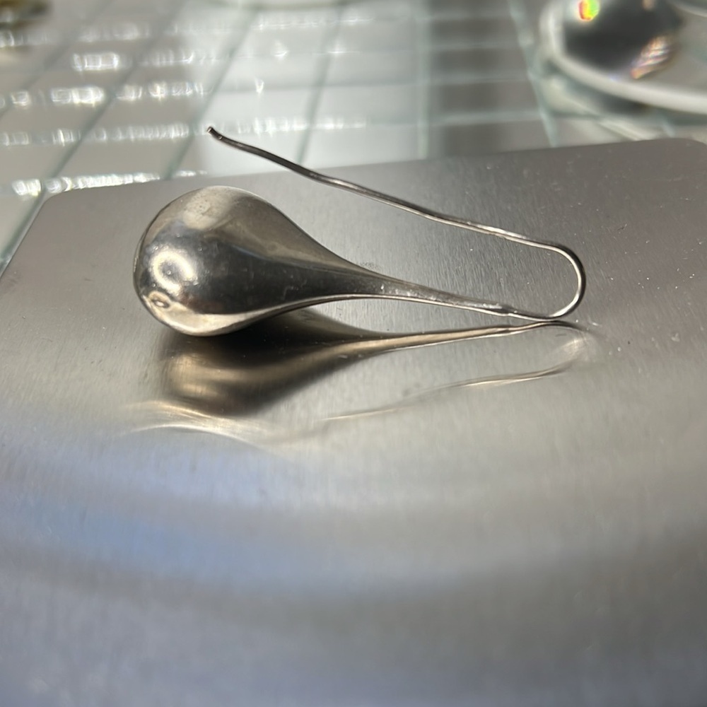 925 Sterling Silver Single Long Teardrop Earring